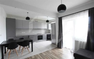 Apartament 3 camere, etajul 1, zona Vivo