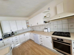 Vila S+P+1E situata in zona Palatul de Justitie - imagine 5 Vila S+P+1E situata in zona Palatul de Justitie - imagine 5