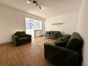 Apartament cu 3 camere, 2 bai, centrala proprie, zona Soarelui