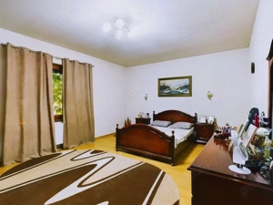 Casă Spațioasă și Confortabilă de Vânzare   Zona Fratelia, Timișoara - Direct de la proprietar - imagine 5 Casă Spațioasă și Confortabilă de Vânzare   Zona Fratelia, Timișoara - Direct de la proprietar - imagine 5