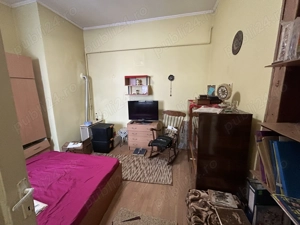 Vand apart.2 camere central,parter inalt, str.Cozia,langa biserica Evrei si scoala gen.,st.114 mp. - imagine 5