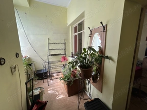 Vand apart.2 camere central,parter inalt, str.Cozia,langa biserica Evrei si scoala gen.,st.114 mp. - imagine 4