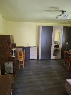 Vând casa și teren la poale de munte - imagine 12