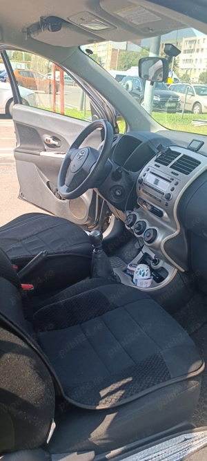 Toyota Urban cruiser  - imagine 4