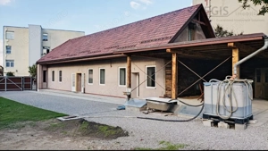 CASA MODERNA,  CHIRIE BIROURI langa Primaria  SACELE