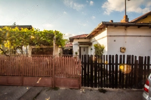 Casa cu teren de vanzare