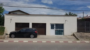 Inchiriez spatiu servicii stradal depozit garaj birou