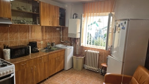 Inchiriez apartament 2 camere in Deva, zona Mihai Viteazu (Piata Centrala), etaj 3, bloc de 4 etaje, - imagine 6
