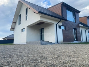 CASA  MODERNA DUPLEX CRISTIAN