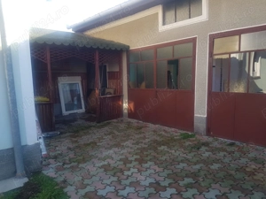 Vand casa individuală în Mehala  - imagine 2