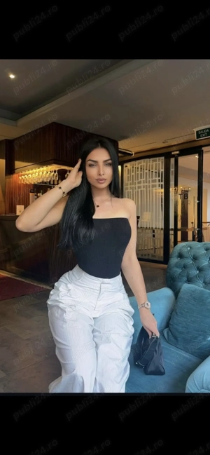 NOUĂ ÎN DOMENIU   La tine sau la hotel  - imagine 3