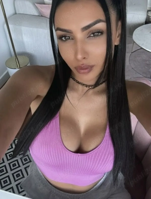 NOUĂ ÎN DOMENIU   La tine sau la hotel  - imagine 2