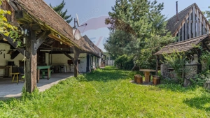 Casă saseasca cu Poveste in inima Transilvaniei/5500 mp teren/Bunesti - imagine 4