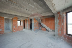 Casă cu 6 camere de vânzare -la roșu- în Gepiu, județul Bihor - imagine 5