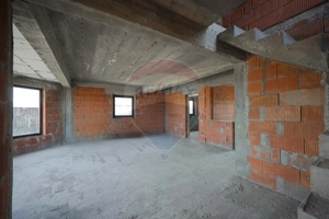 Casă cu 6 camere de vânzare -la roșu- în Gepiu, județul Bihor - imagine 4