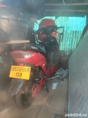 Vand scuter electric 