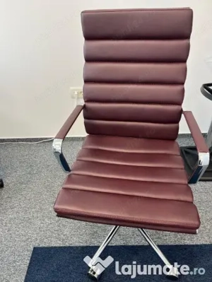 Vânzare 8 scaune sala ședință, imitație piele, culoare Bordeaux