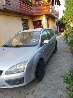 Auto Ford focus - imagine 2