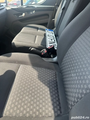 Vind ford coustom sau schimb - imagine 2