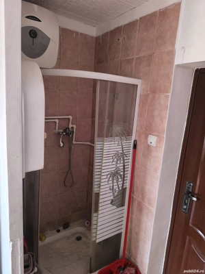 garsoniera de vanzare - imagine 4