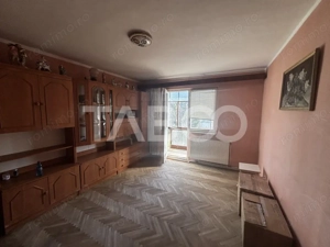 Apartament de vanzare 3 camere 50 mp utili zona Mihai Viteazul - imagine 3 Apartament de vanzare 3 camere 50 mp utili zona Mihai Viteazul - imagine 3