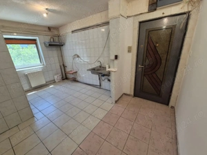 2 camere etaj 2 Calea Martirilor Spital Judetean  - imagine 2 2 camere etaj 2 Calea Martirilor Spital Judetean  - imagine 2