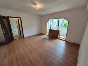 2 camere etaj 2 Calea Martirilor Spital Judetean