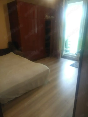 Inchiriez camera pentru o studenta