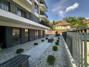 Spatiu comercial  - Clinica medicala - imagine 2