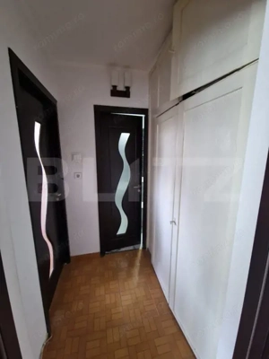 Apartament 2 camere, 56 mp, semidecomandat, zona Zamca  - imagine 8