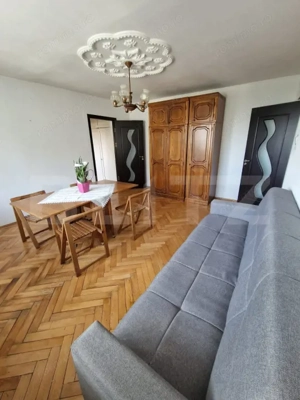 Apartament 2 camere, 56 mp, semidecomandat, zona Zamca  - imagine 3