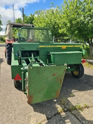 Presa John Deere 332 - imagine 4