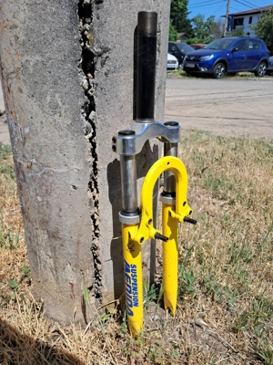 Furca mtb de 26 inchi Merida cu prindere pe filet 1si1 8