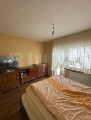 Oportunitate -apartament de 4 camere, etajul 1, zona Standard - imagine 2 Oportunitate -apartament de 4 camere, etajul 1, zona Standard - imagine 2