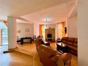 Vila Impunatoare cu Piscina pentru Familie sau Investitie Turistica - imagine 5