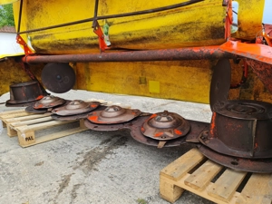 Cositoare de nutreturi marca Kuhn GMD 700 - imagine 16