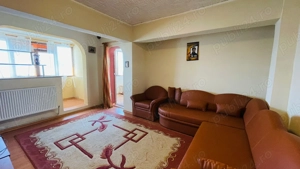 Apartament cu 3 camere dec. la pret de 2 camere, Galati, General, etaj 5 5 - imagine 3
