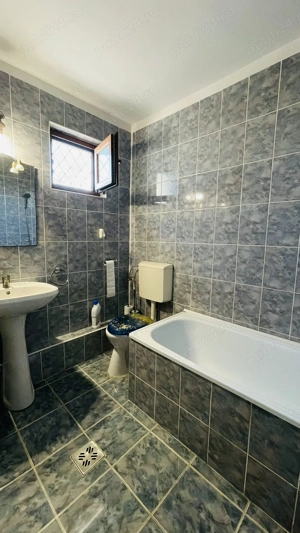 Apartament cu 3 camere dec. la pret de 2 camere, Galati, General, etaj 5 5 - imagine 2