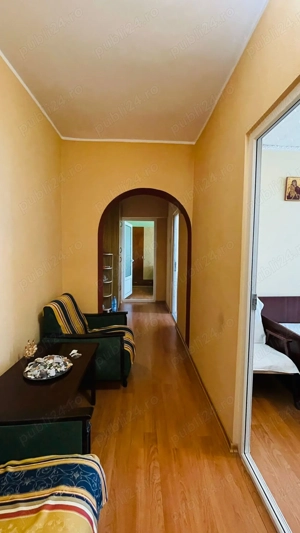 Apartament cu 3 camere dec. la pret de 2 camere, Galati, General, etaj 5 5 - imagine 10