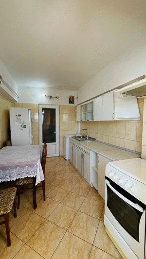 Apartament cu 3 camere dec. la pret de 2 camere, Galati, General, etaj 5 5 - imagine 9