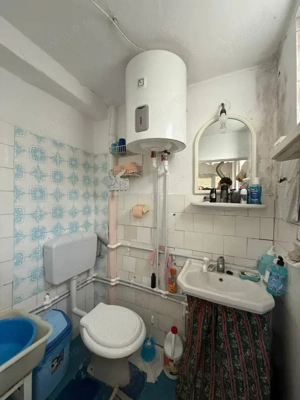 Casa cu 2 camere in curte comuna, semidecomandata, 52mp utili - Iosefin - imagine 6