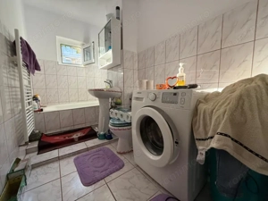 Apartament spatios, 3 camere, 2 bai, 2 balcoane, mobilat, etaj 1 - Zona Soarelui - imagine 6