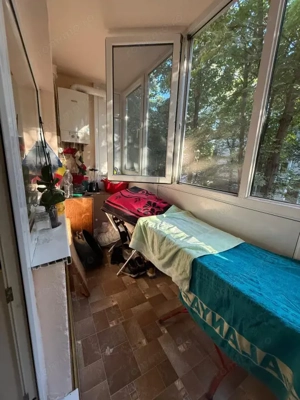 Apartament spatios, 3 camere, 2 bai, 2 balcoane, mobilat, etaj 1 - Zona Soarelui - imagine 7