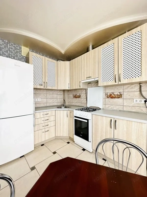 Apartament cu 1 camera in zona Circumvalatiunii - imagine 2