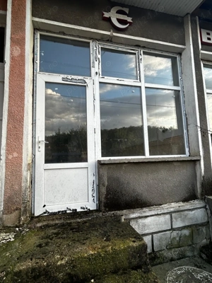 Vand spatiu comercial