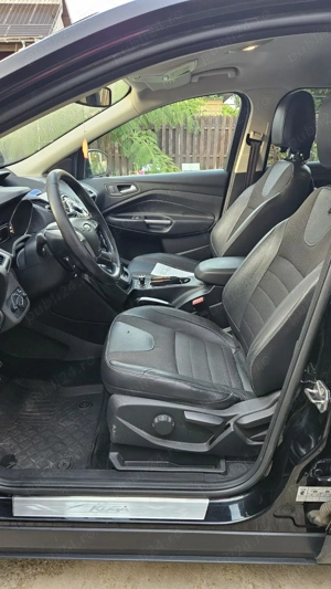 Ford Kuga 2.0 TDCi 4WD Powershift Titanium - imagine 6