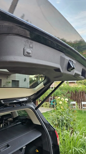 Ford Kuga 2.0 TDCi 4WD Powershift Titanium - imagine 7