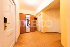 Hotel de 3* si 4* cu 64 de camere in Alba Iulia ultracentral - imagine 20