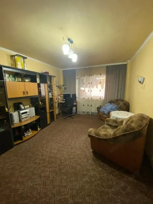 Apartament decomandat 2 camere, 45 mp + balcon, etaj 6/8, zona Traian - imagine 6