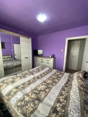 Apartament decomandat 2 camere, 45 mp + balcon, etaj 6/8, zona Traian - imagine 2